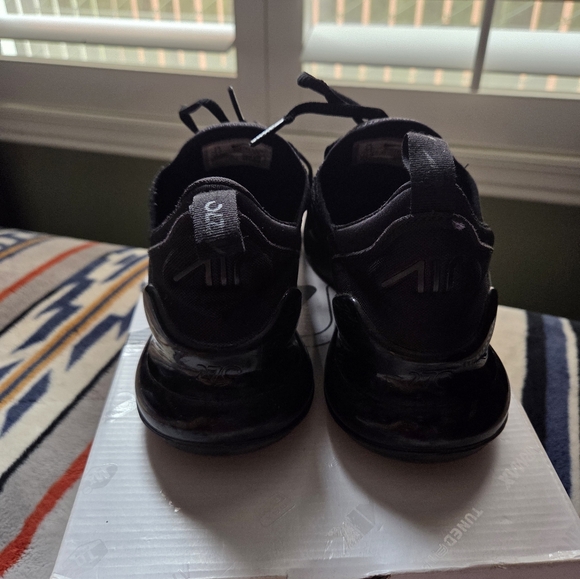 Nike Air Max 270 Black Sneakers - Picture 5 of 11